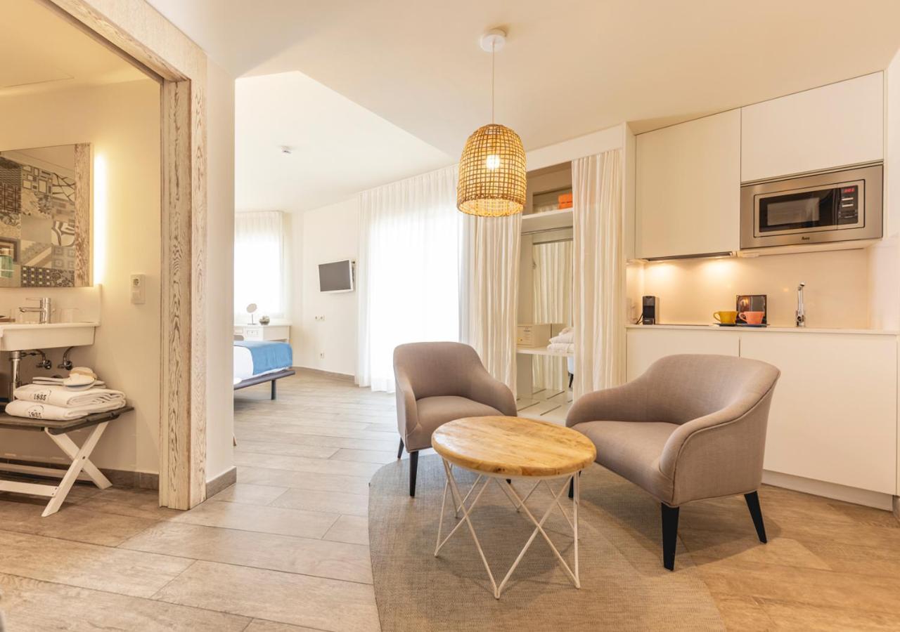 1935 Hotel Boutique & Apartments - Adults Only Roses Ngoại thất bức ảnh
