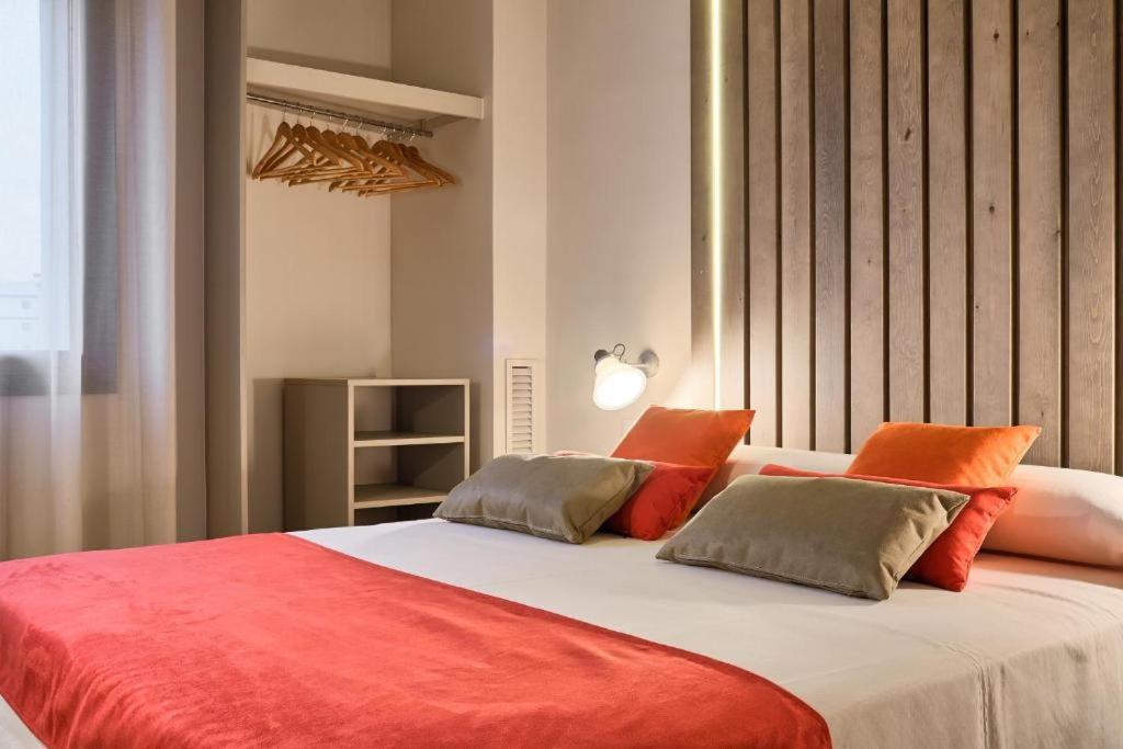 1935 Hotel Boutique & Apartments - Adults Only Roses Phòng bức ảnh